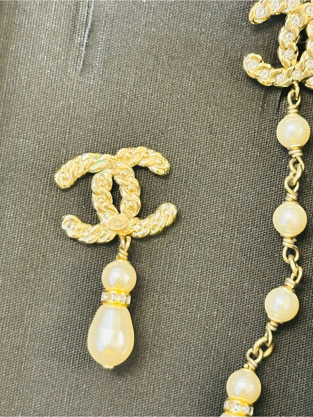 CHANEL Gold-Tone Pearl Drop Asymmetric CC Logo Earrings